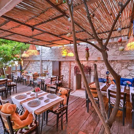 Apartahotel Livan Deluxe Alaçatı